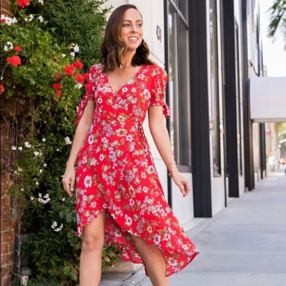 ✨ HP✨Floral Surplice Midi Dress✨